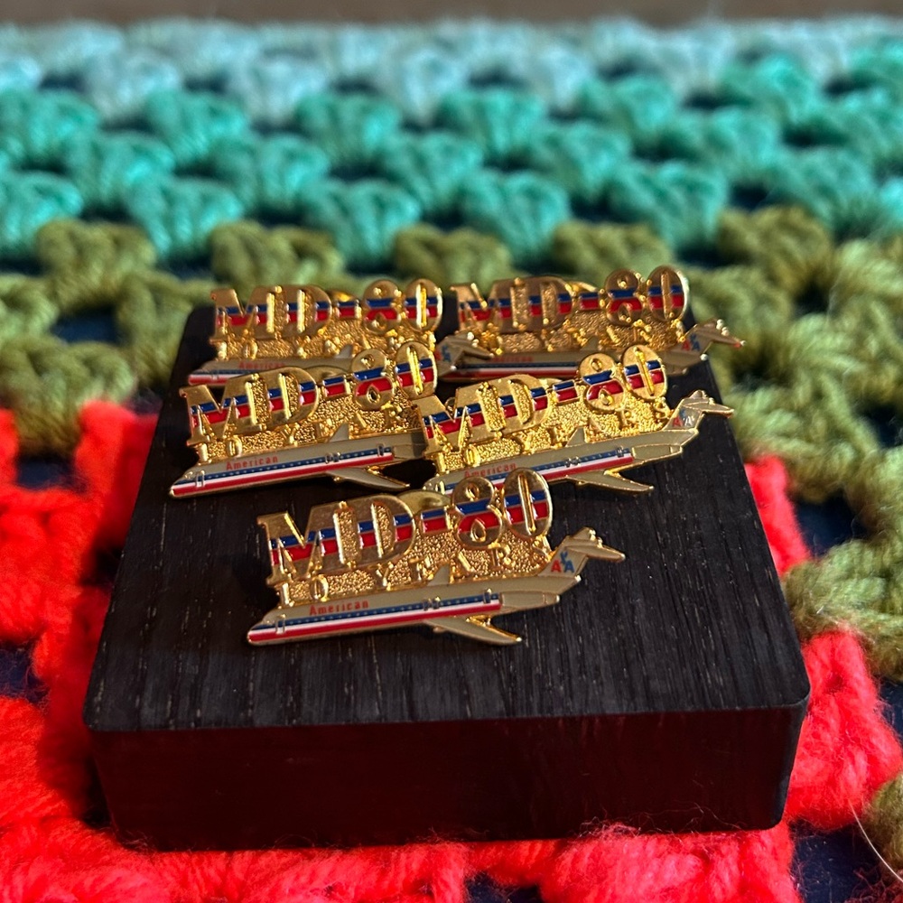 American Airlines MD-80 Pins